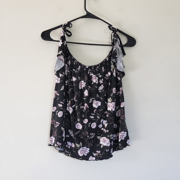 American Eagle Soft & Sexy tie strap floral print flowy top size medium - Picture 1 of 5